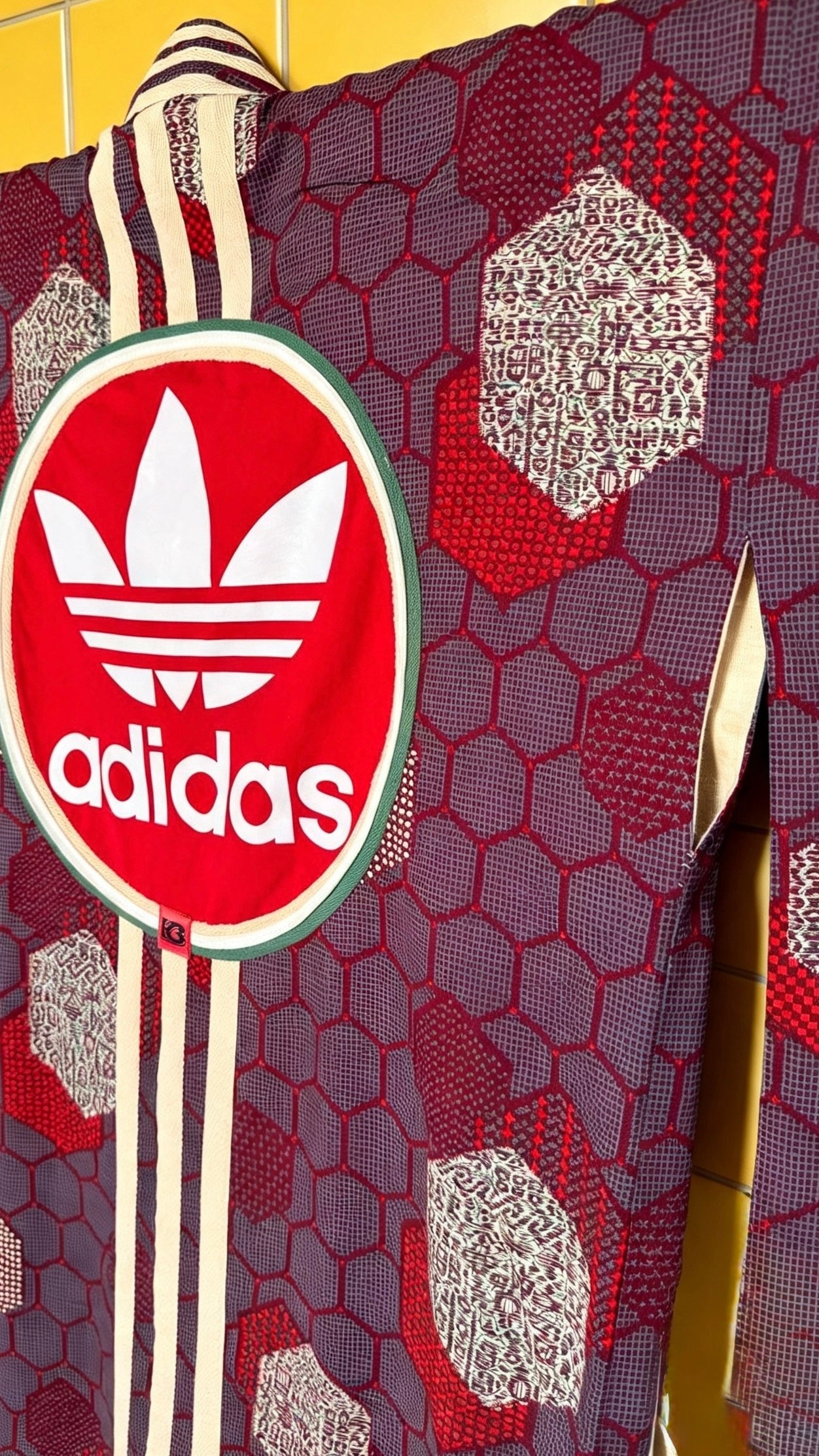 Longline Adidas Statement Kimono hex patch print red logo