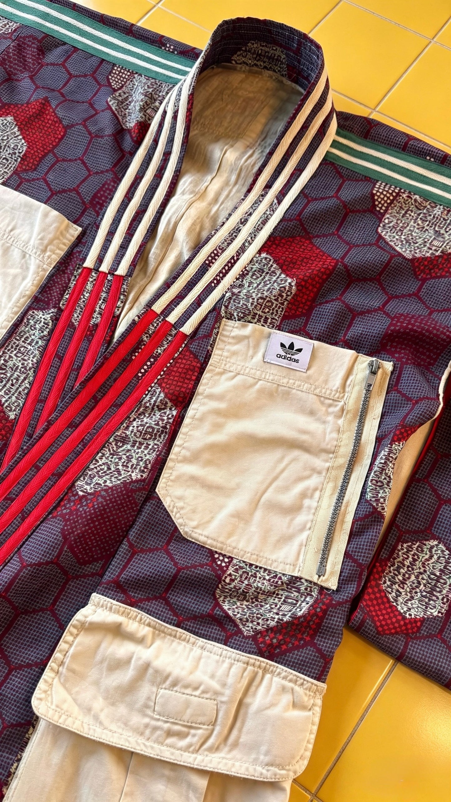 Longline Adidas Statement Kimono hex patch print red logo
