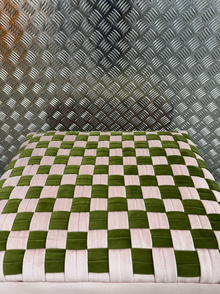 Checkerboard ottoman pink/olive green