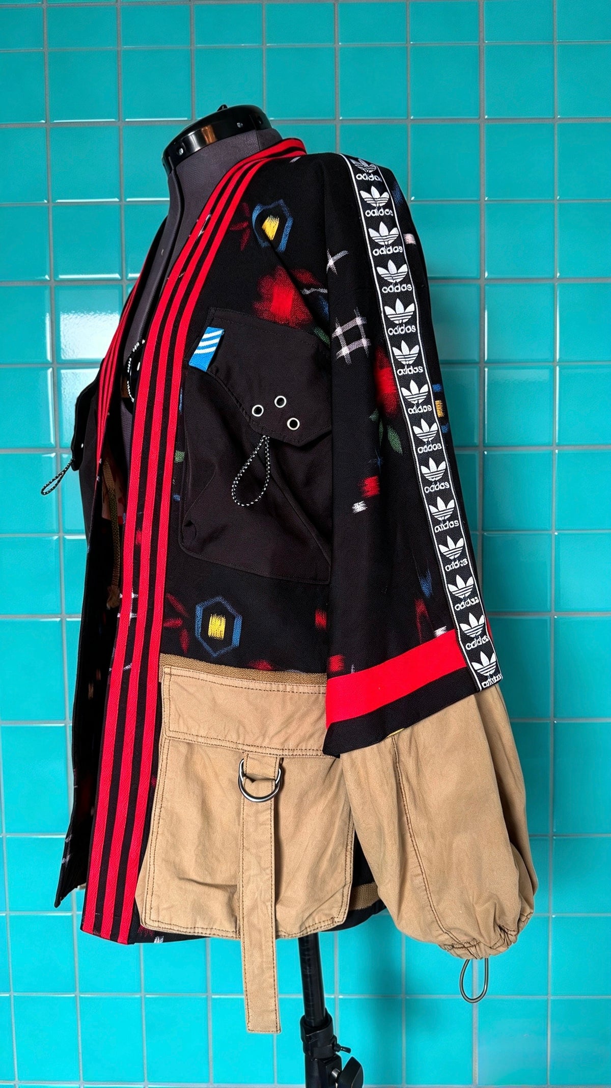Black and khaki colour pop adidas Kimono
