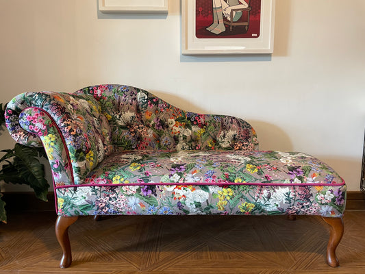 Chaise in Floral velvet