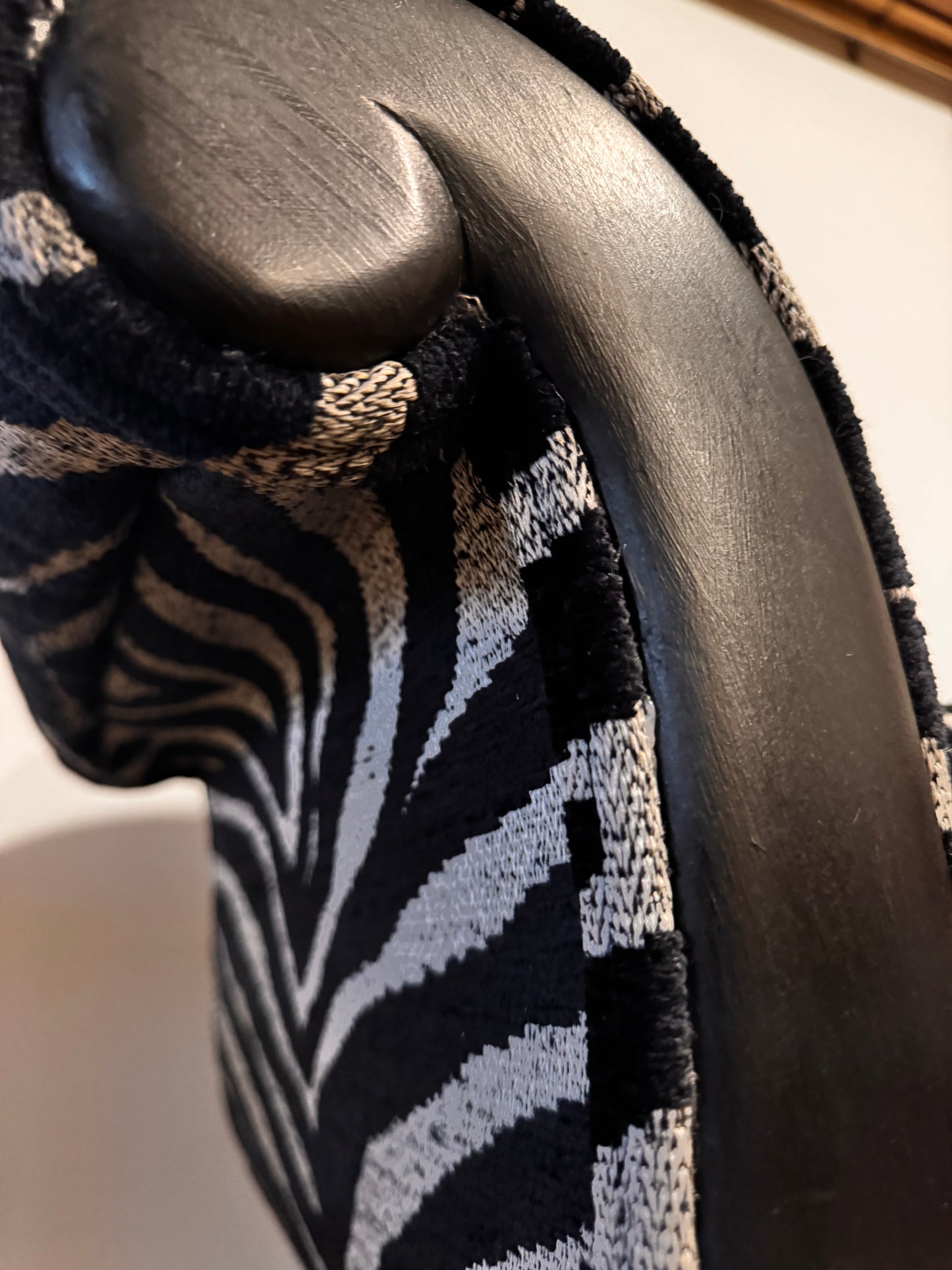 Chaise longue-Zebra velvet