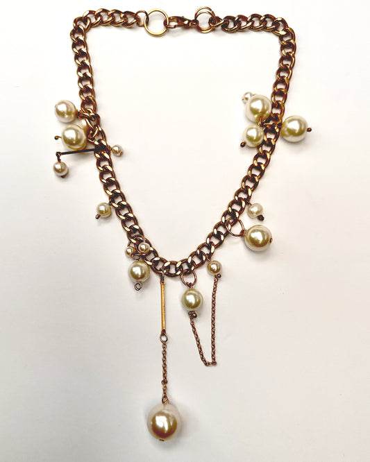 Gold chunky chain with pearls amd chain droplets